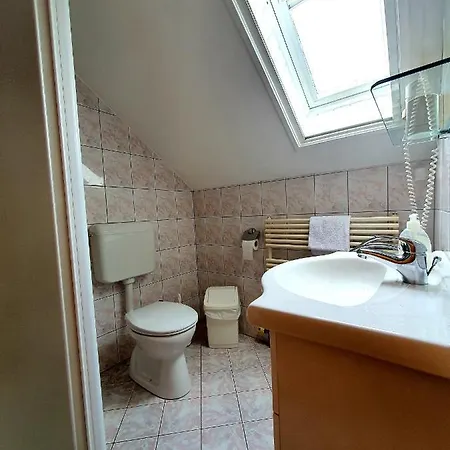 Casa de hóspedes éva Panzió 4*