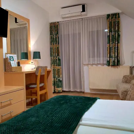 éva Panzió Casa de hóspedes Sárvár