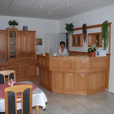 éva Panzió Casa de hóspedes